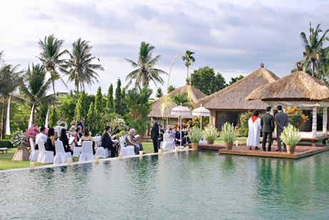 巴厘岛别墅婚礼费用