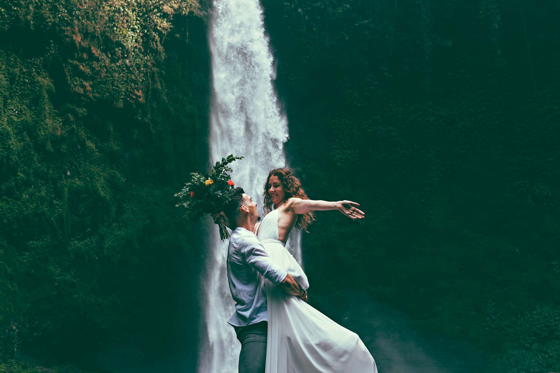 The-Bali-Wedding-waterfall-2