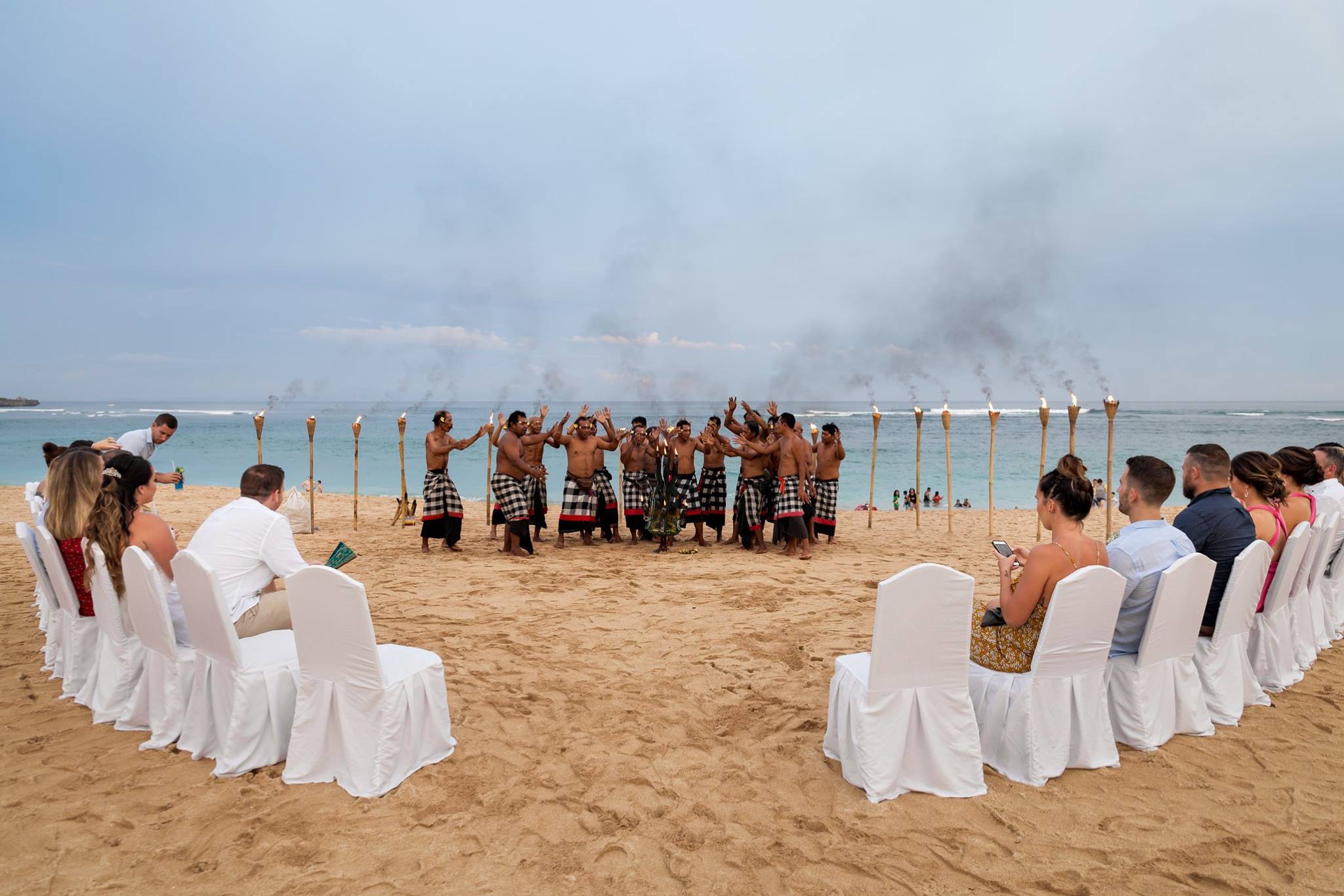 雷竞技raybet入口进入巴厘岛婚礼摄影师