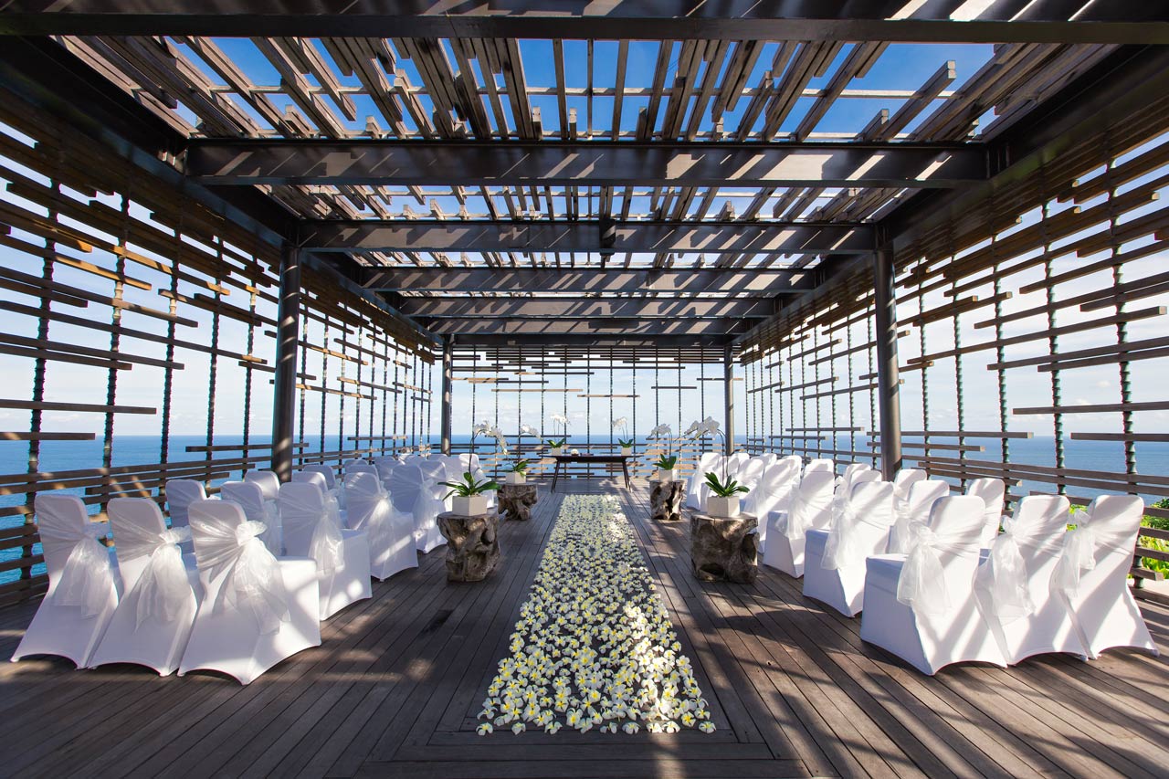 Bali-Hotel-Resort-wedding-without-planner