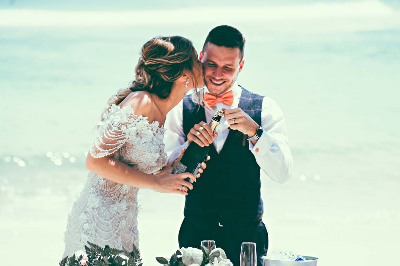 巴厘岛海滩婚礼地点