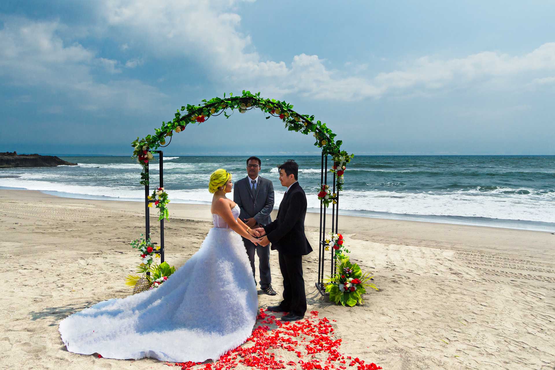 Bali-White-Sand wedding-Beach